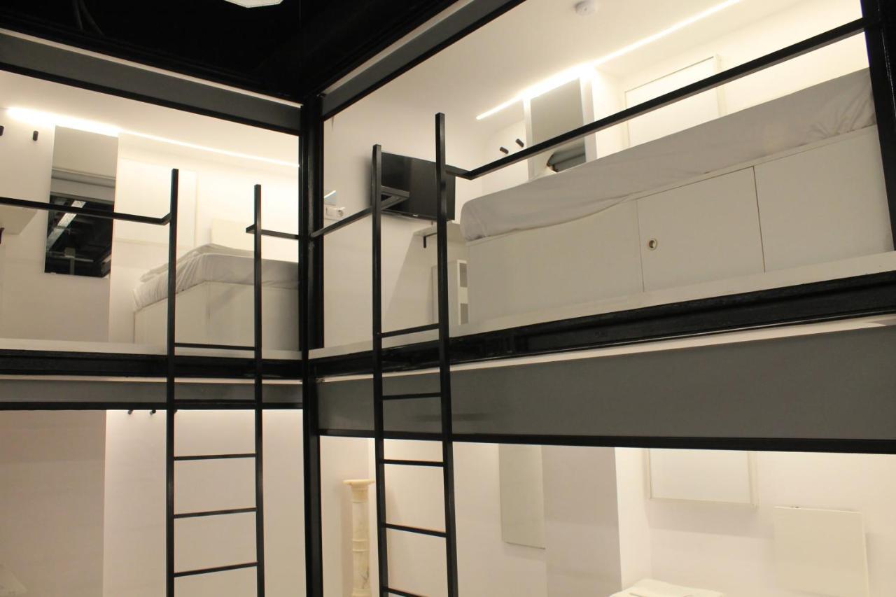 Kapselhotel M Pods 2*